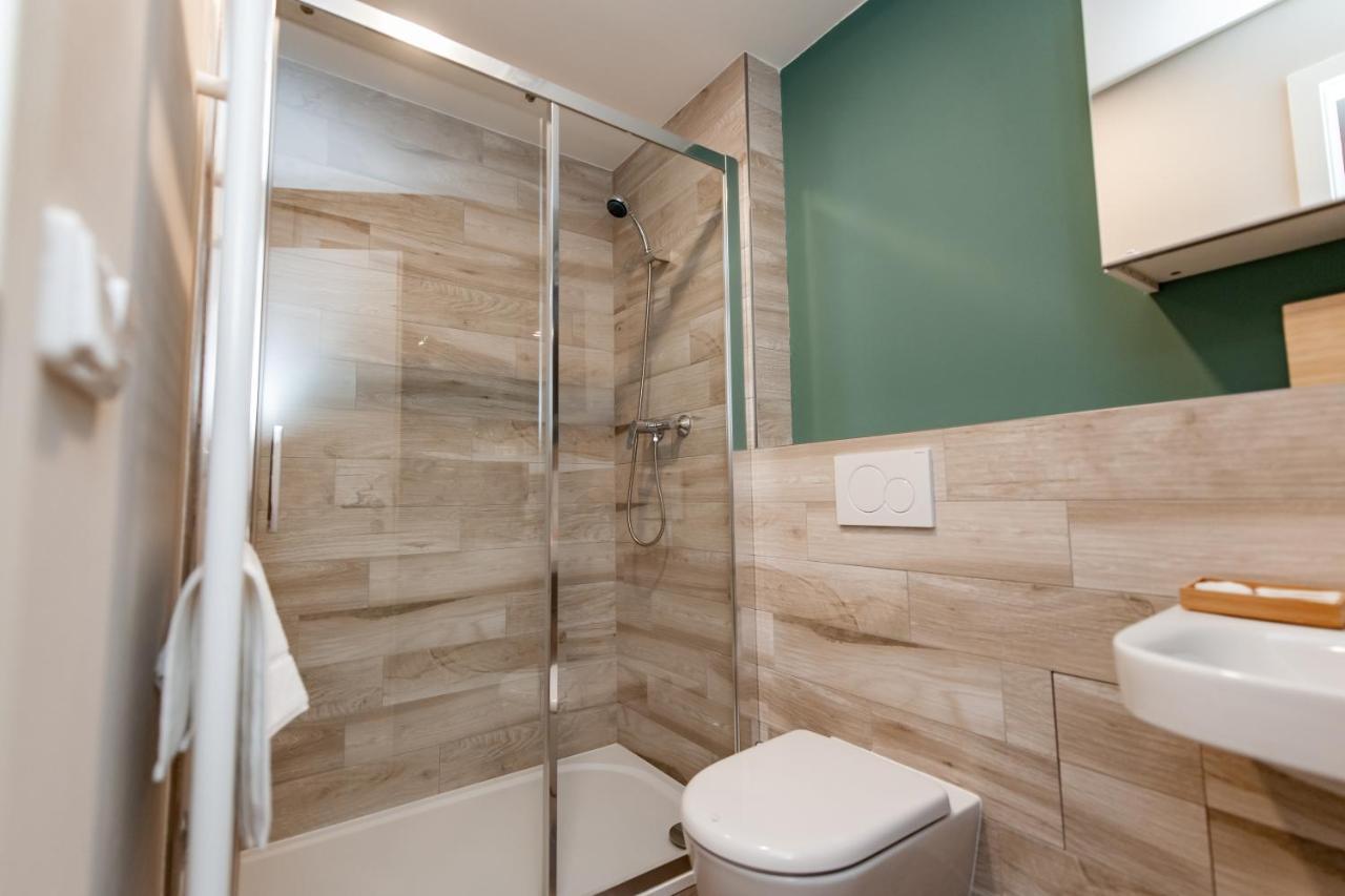 Apartments 4U: Kampus Upstairs Hradec Králové מראה חיצוני תמונה