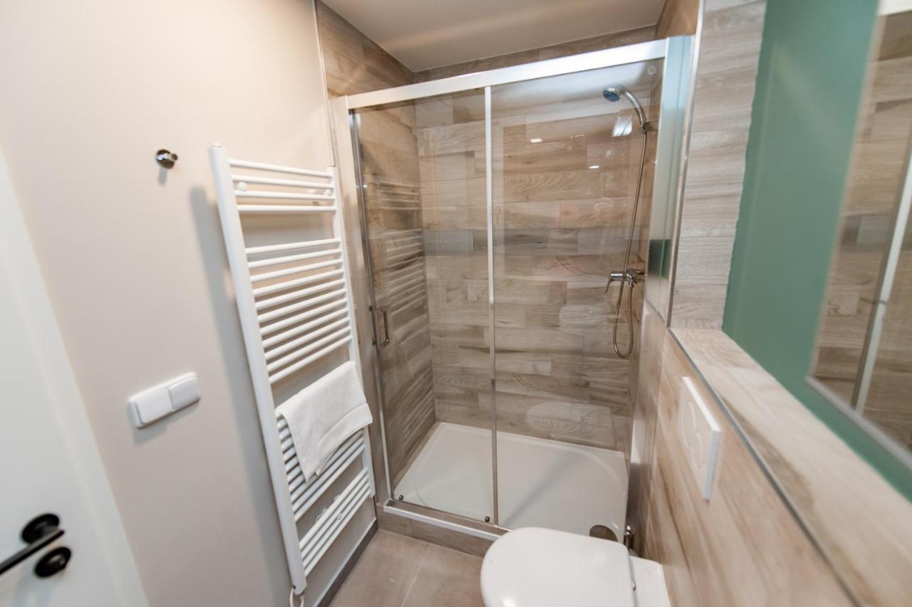 Apartments 4U: Kampus Upstairs Hradec Králové מראה חיצוני תמונה