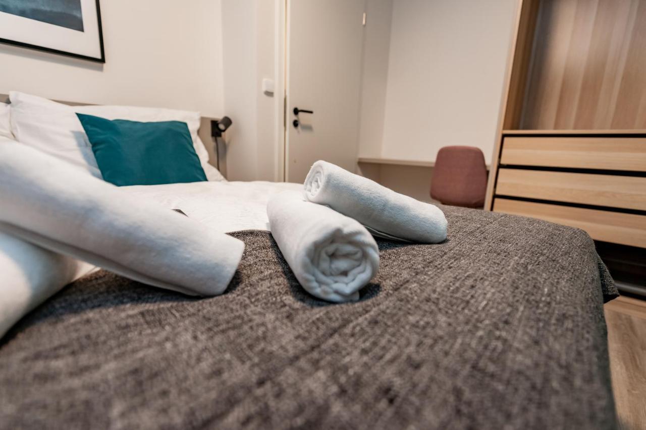 Apartments 4U: Kampus Upstairs Hradec Králové מראה חיצוני תמונה
