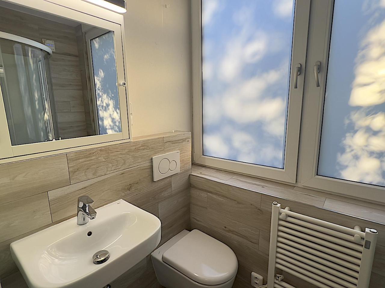Apartments 4U: Kampus Upstairs Hradec Králové מראה חיצוני תמונה